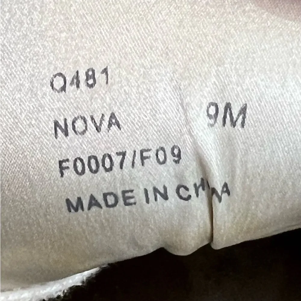 Coach Nova Signature C Silver Sneakers 9M